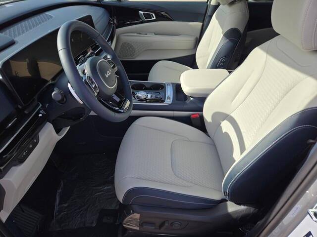 new 2026 Kia Carnival Hybrid car, priced at $55,416