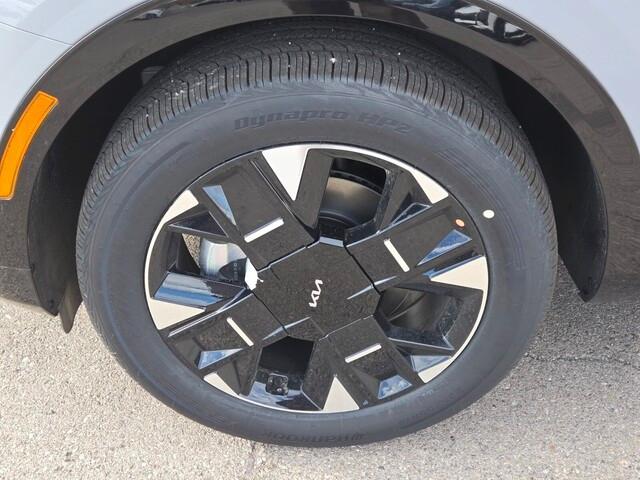 new 2026 Kia Sportage Hybrid car, priced at $40,152