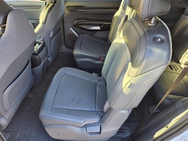 new 2026 Kia EV9 car, priced at $47,665