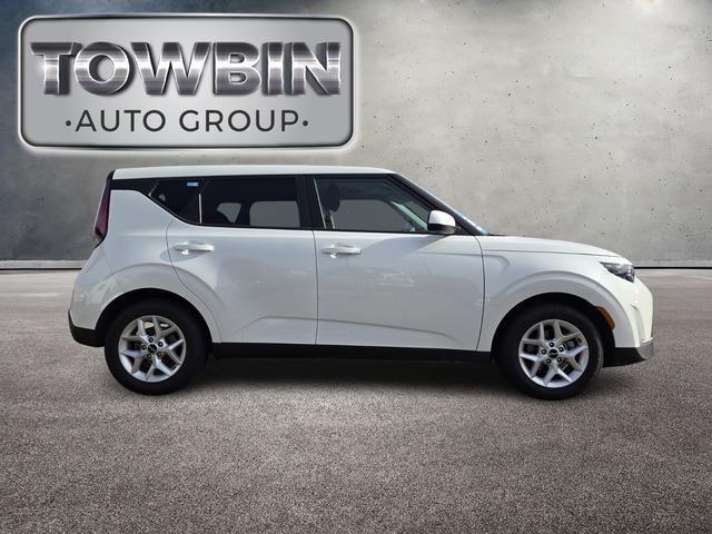used 2024 Kia Soul car, priced at $17,990