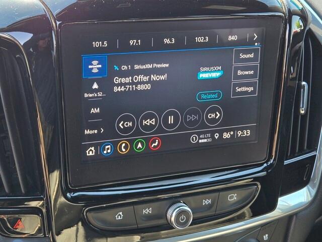 used 2023 Chevrolet Traverse car, priced at $35,990