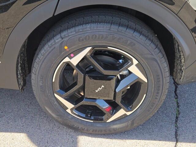 new 2026 Kia Sportage Hybrid car, priced at $32,898