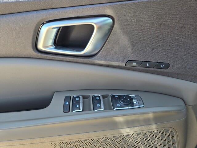 new 2026 Kia Carnival car, priced at $45,681