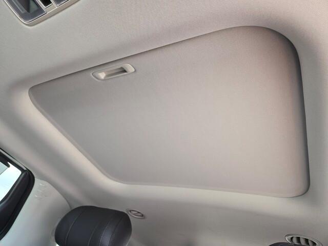 new 2025 Kia Carnival car, priced at $48,154
