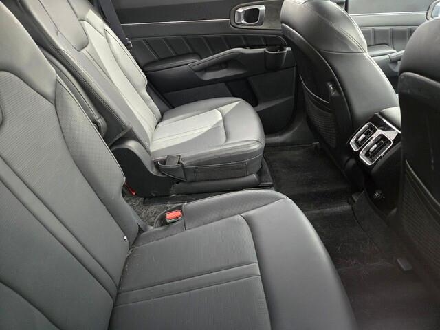 used 2024 Kia Sorento car, priced at $35,500