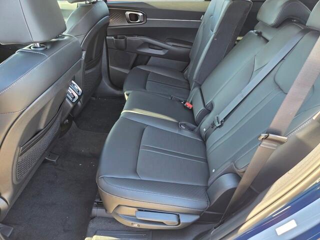 new 2026 Kia Sorento car, priced at $36,283