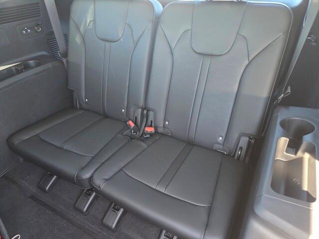 new 2026 Kia Sorento car, priced at $36,283