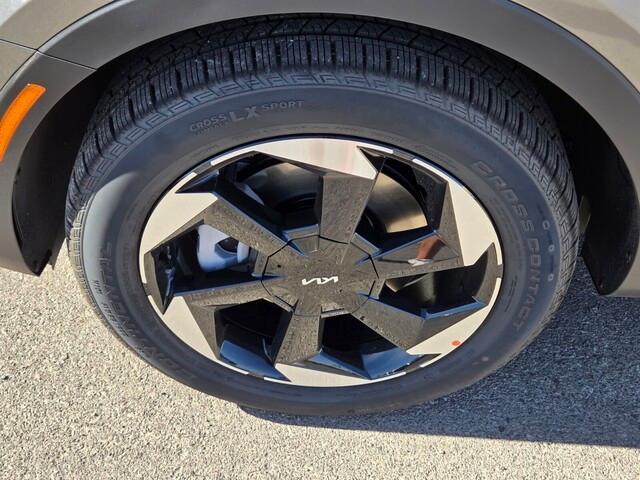 new 2026 Kia Sorento Hybrid car, priced at $40,690