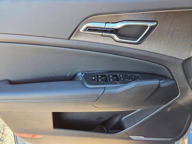 new 2026 Kia Sportage Hybrid car, priced at $34,892