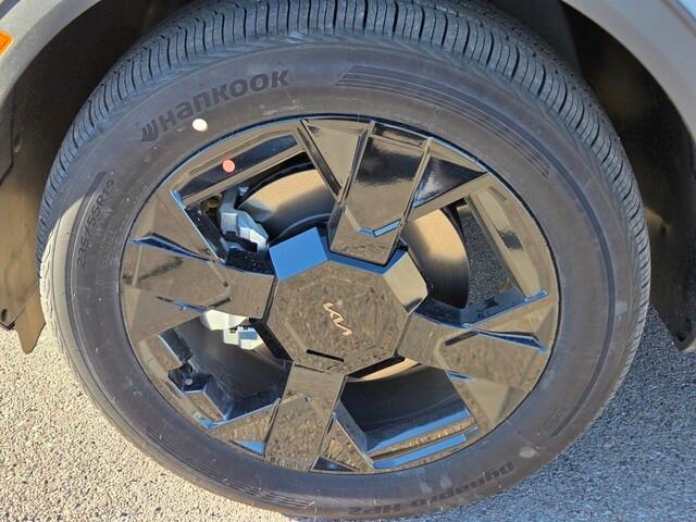 new 2026 Kia Sportage Hybrid car, priced at $34,892