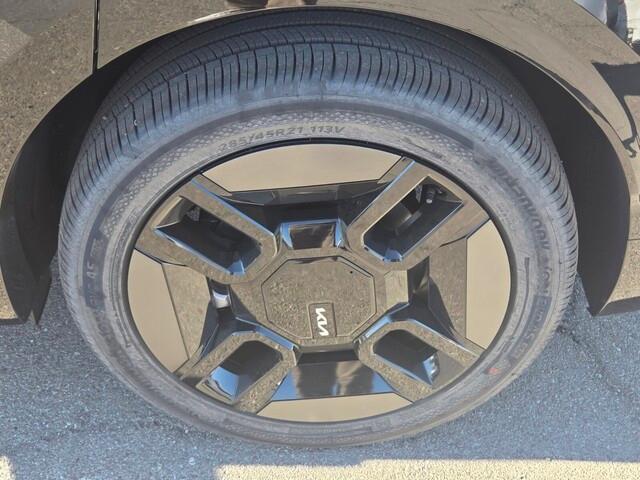 new 2026 Kia EV9 car, priced at $62,335