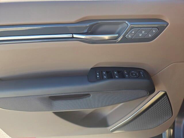 new 2026 Kia EV9 car, priced at $62,335