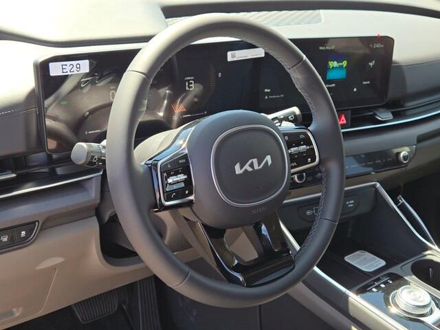 new 2026 Kia Carnival Hybrid car, priced at $46,608