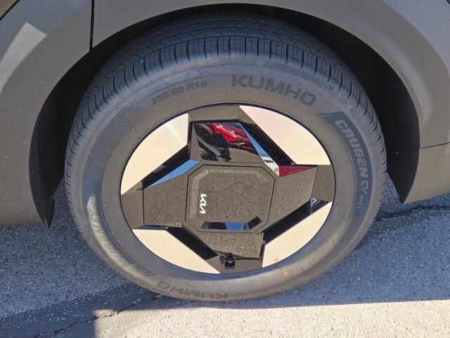 new 2026 Kia EV9 car, priced at $47,430
