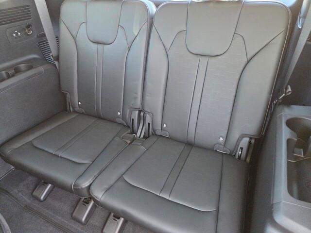 new 2026 Kia Sorento car, priced at $34,333