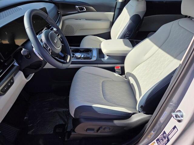 new 2026 Kia Carnival Hybrid car, priced at $52,306