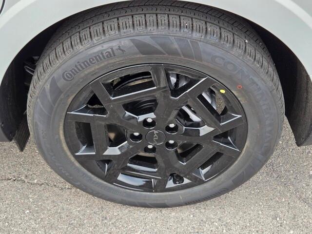 new 2026 Kia Carnival Hybrid car, priced at $55,749