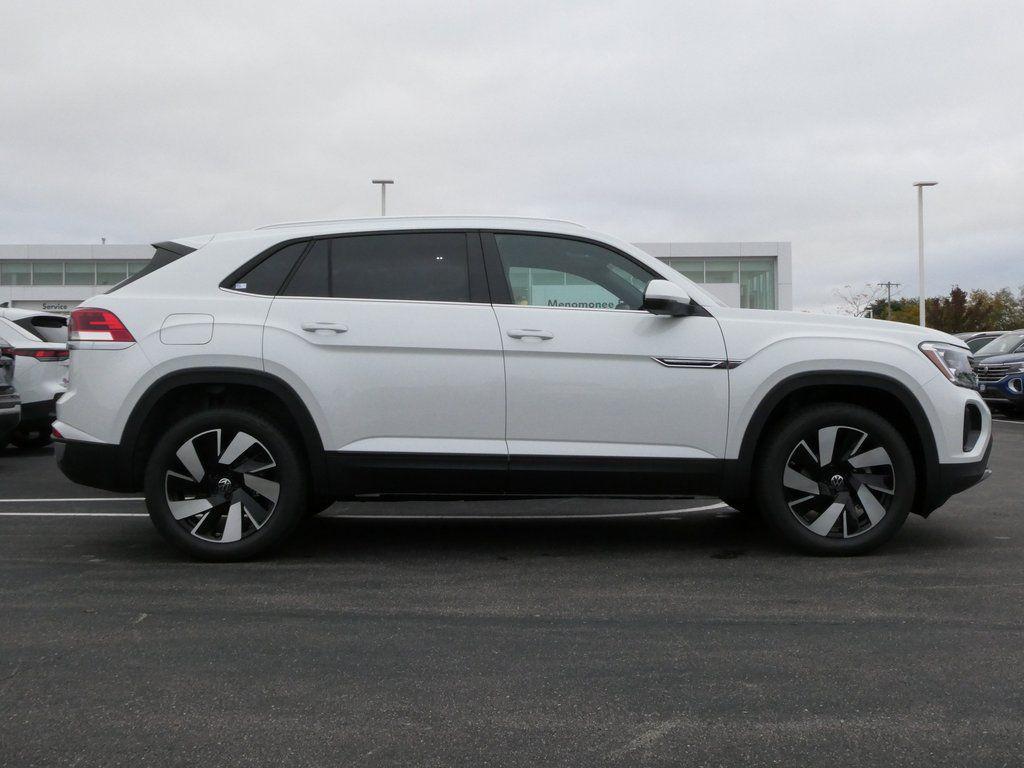 new 2026 Volkswagen Atlas Cross Sport car, priced at $44,331