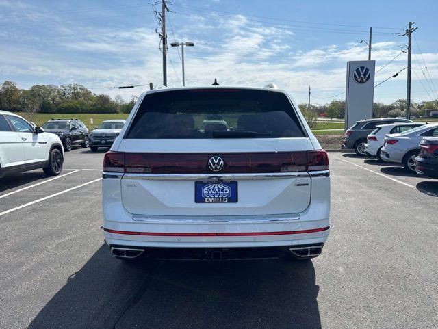 new 2026 Volkswagen Atlas car, priced at $52,069