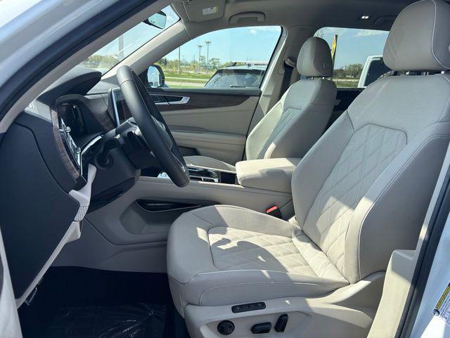 new 2026 Volkswagen Atlas car, priced at $52,069