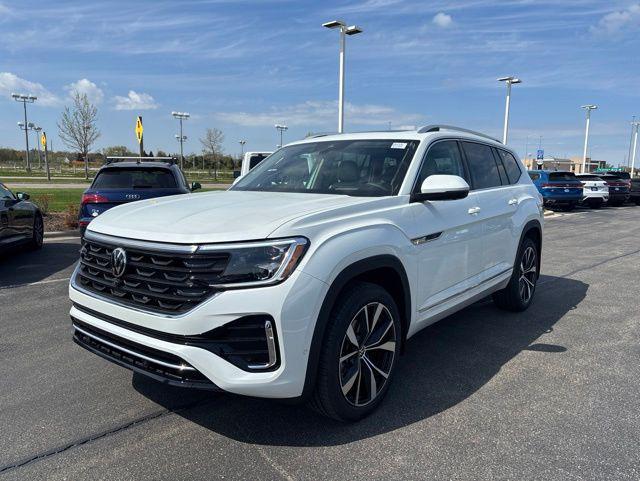 new 2026 Volkswagen Atlas car, priced at $52,069