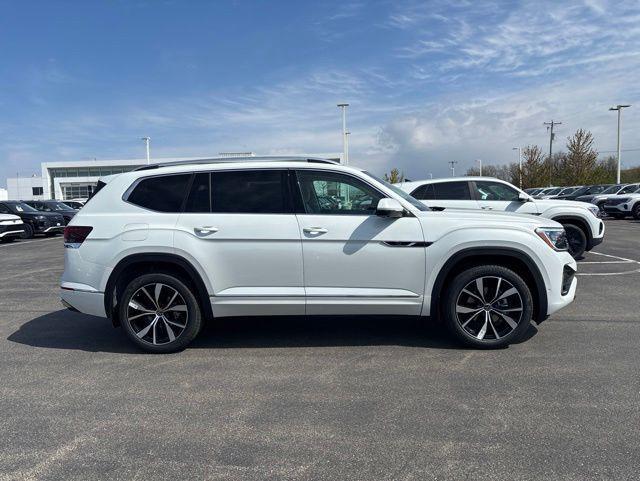 new 2026 Volkswagen Atlas car, priced at $52,069