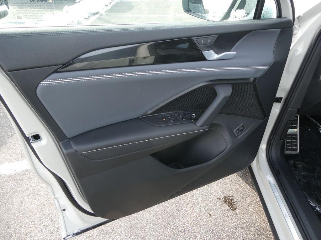 new 2026 Volkswagen Tiguan car, priced at $44,390