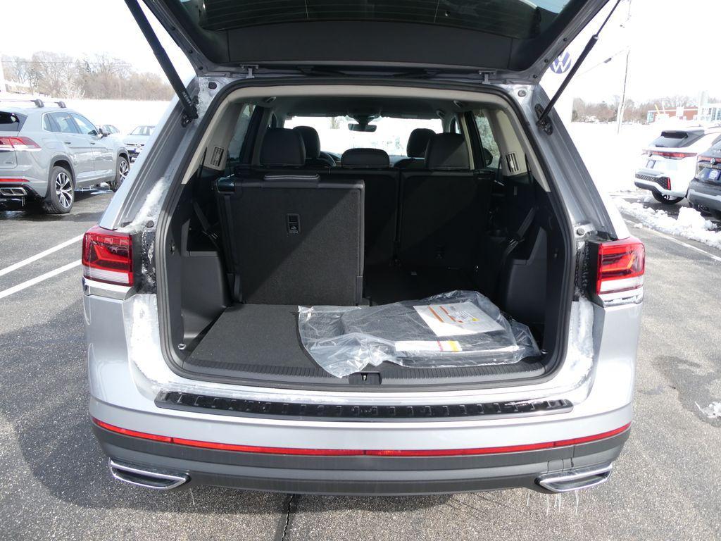 new 2026 Volkswagen Atlas car, priced at $41,465