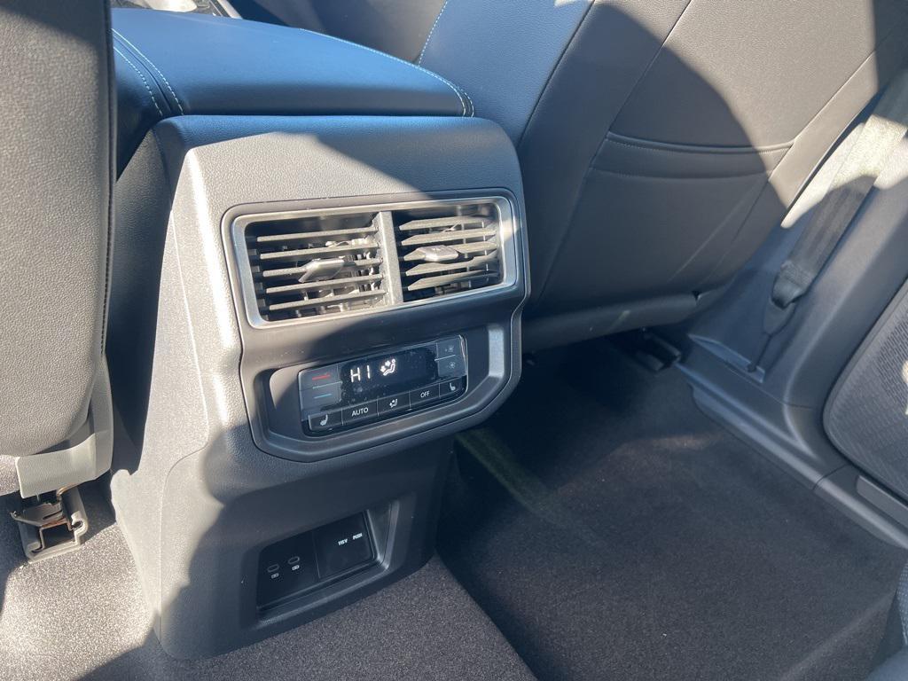 new 2026 Volkswagen Atlas car, priced at $52,813