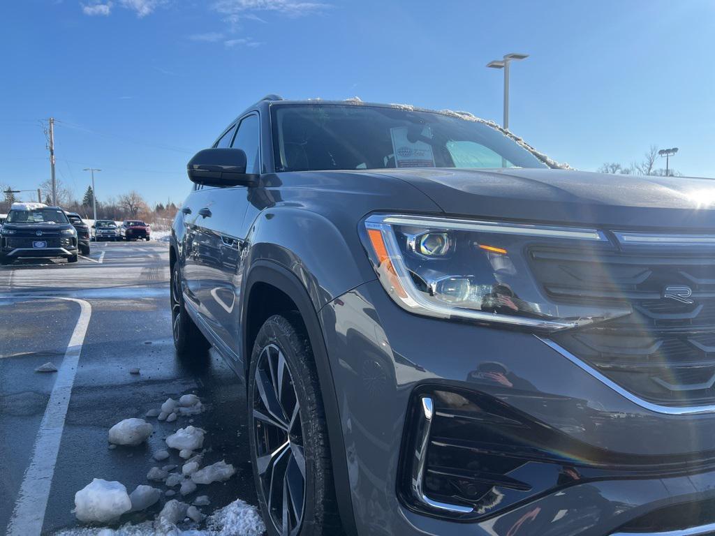 new 2026 Volkswagen Atlas car, priced at $52,813