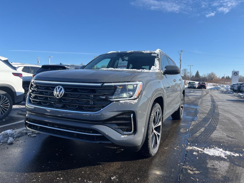 new 2026 Volkswagen Atlas car, priced at $52,813