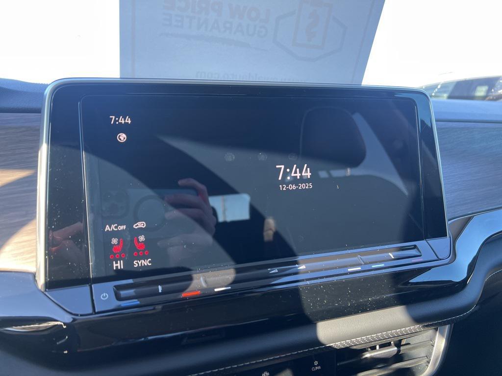 new 2026 Volkswagen Atlas car, priced at $52,813