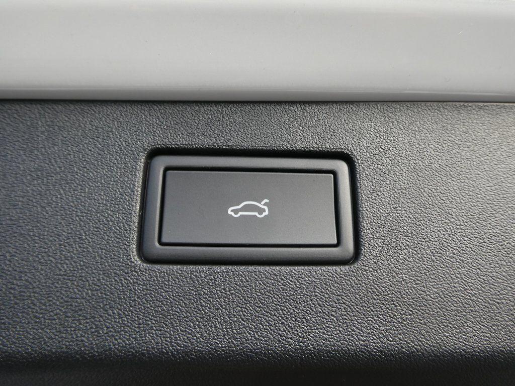 new 2026 Volkswagen Tiguan car, priced at $39,291