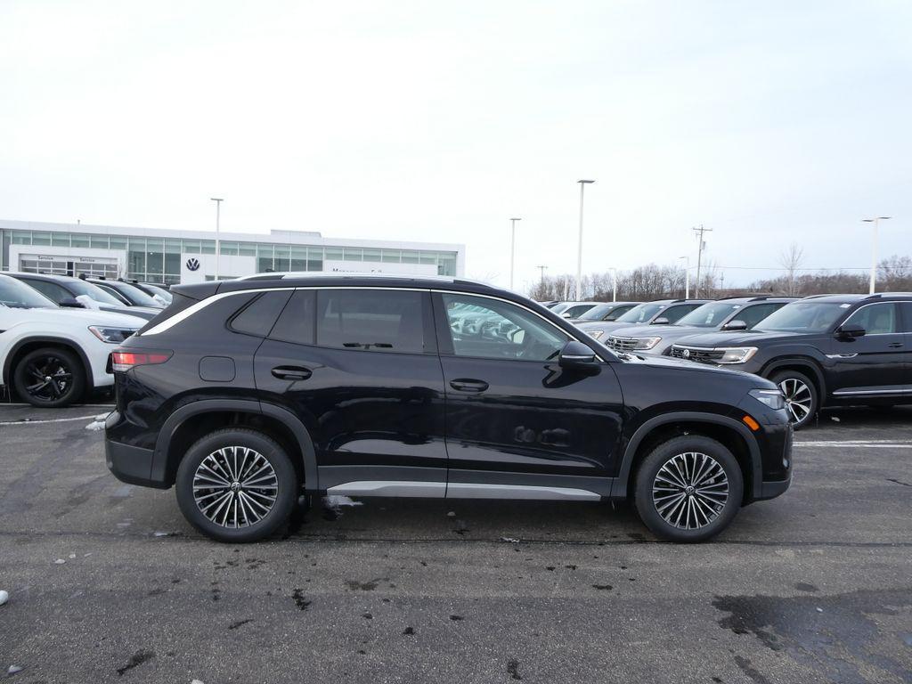 new 2026 Volkswagen Tiguan car, priced at $32,692