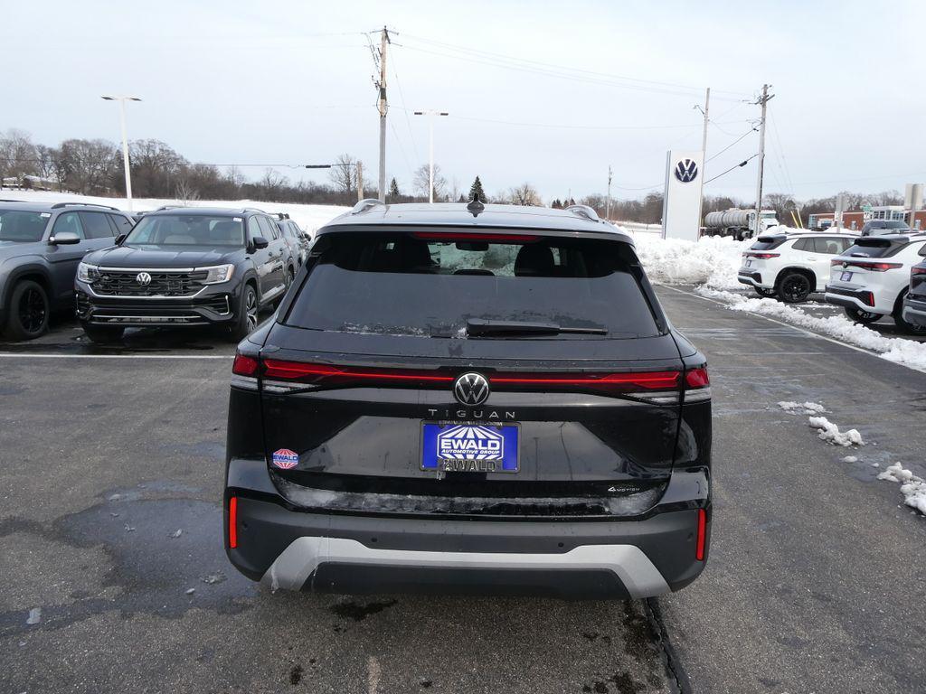 new 2026 Volkswagen Tiguan car, priced at $32,692