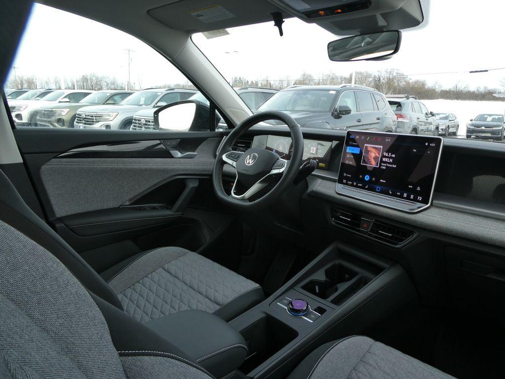 new 2026 Volkswagen Tiguan car, priced at $32,692