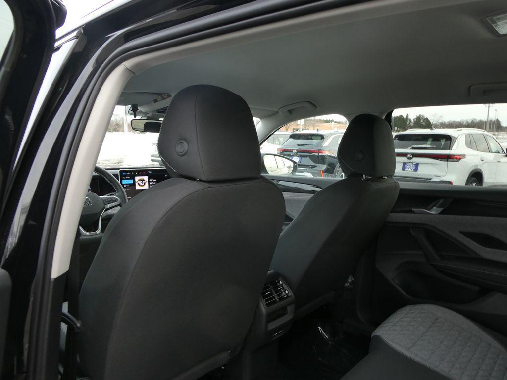 new 2026 Volkswagen Tiguan car, priced at $32,692