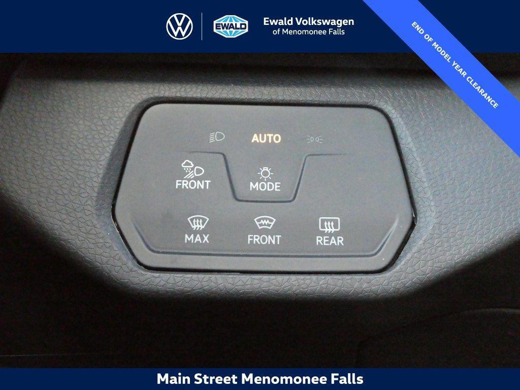 new 2025 Volkswagen ID.4 car, priced at $44,191