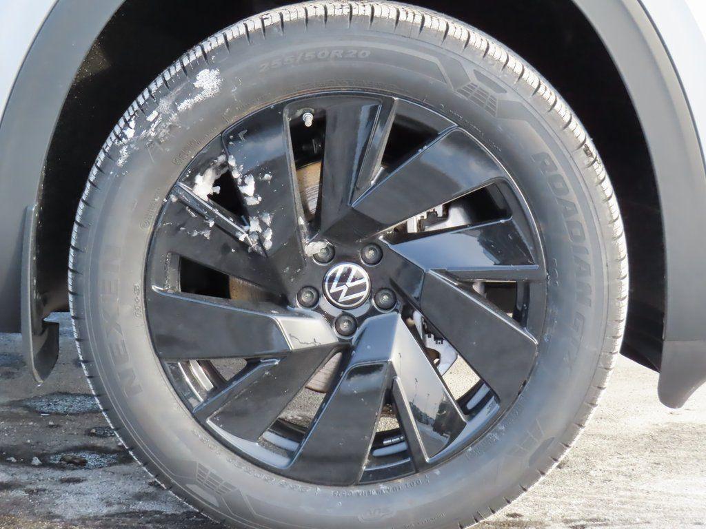 new 2026 Volkswagen Atlas car, priced at $46,783