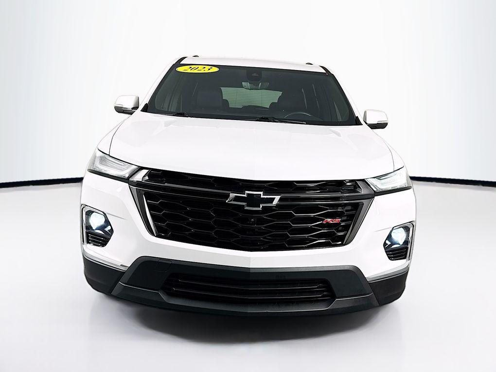 used 2023 Chevrolet Traverse car, priced at $33,900
