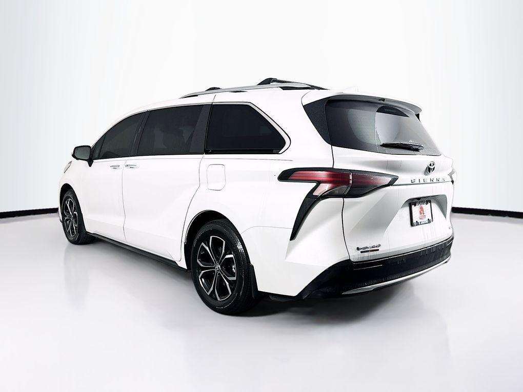 used 2025 Toyota Sienna car, priced at $57,900