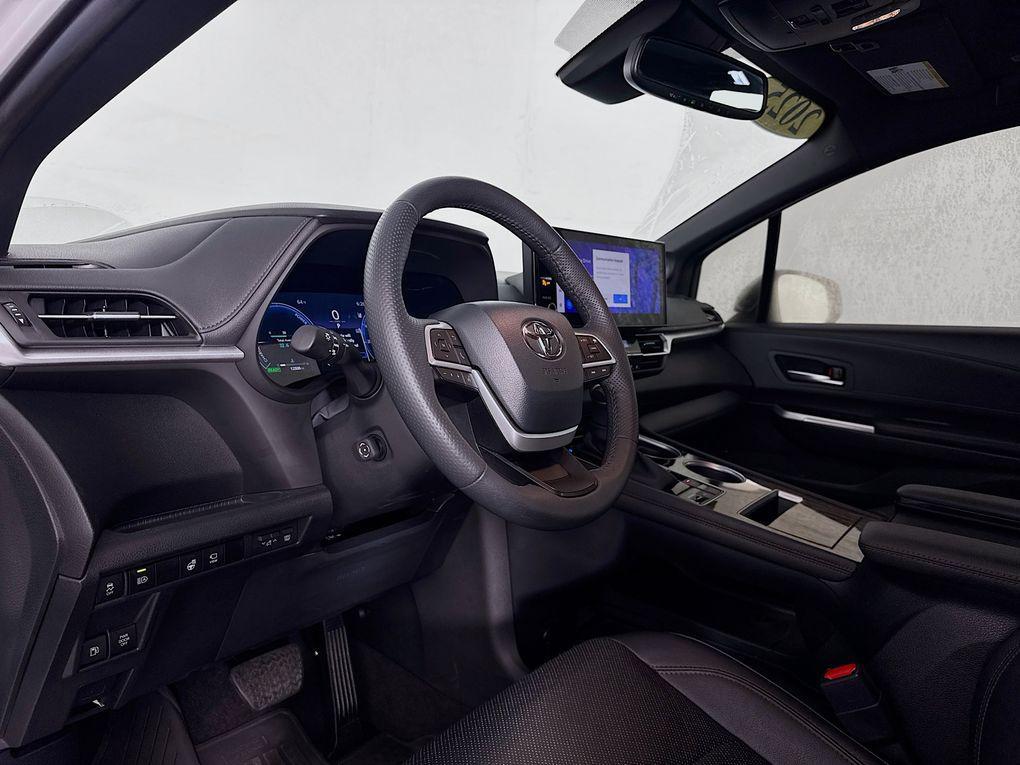 used 2025 Toyota Sienna car, priced at $57,900