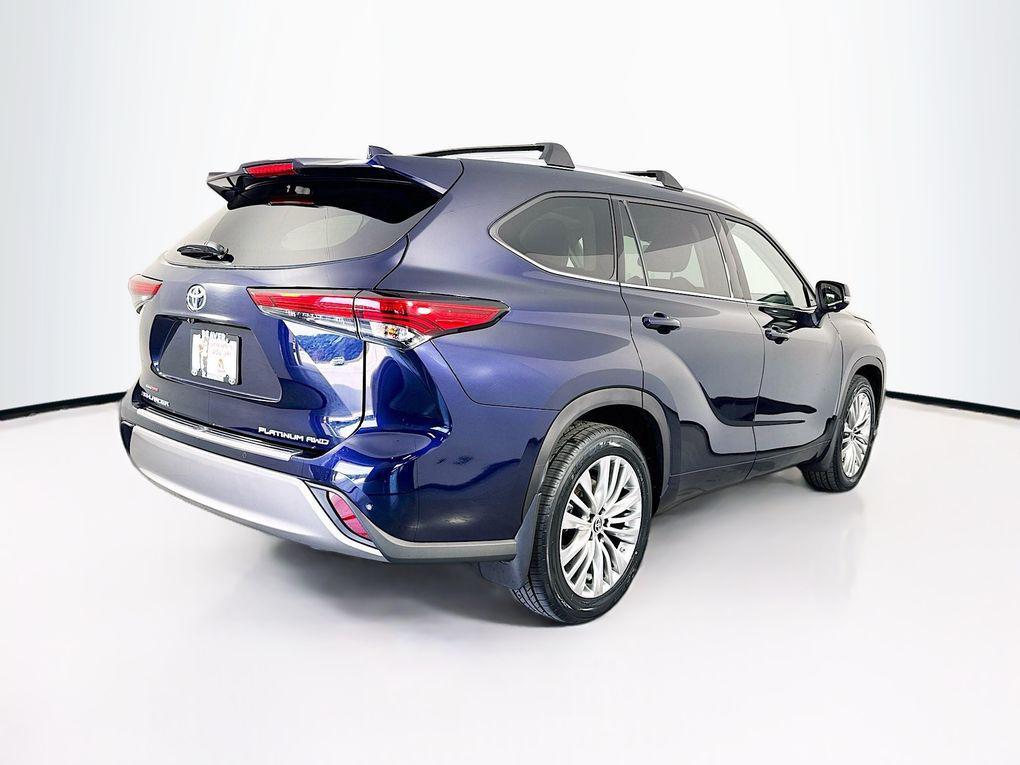 used 2023 Toyota Highlander car, priced at $42,100