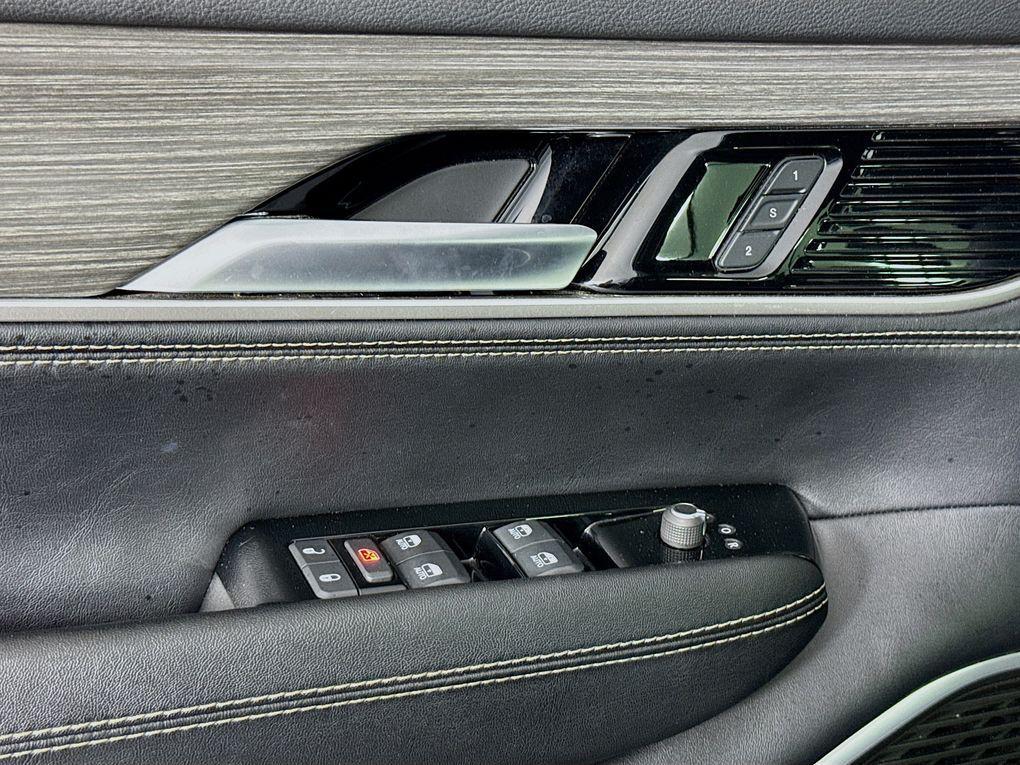 used 2024 Jeep Wagoneer car, priced at $43,200