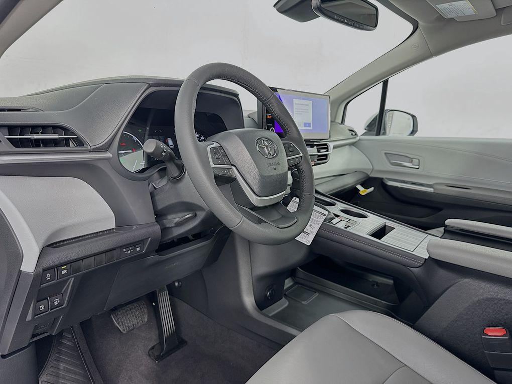 new 2026 Toyota Sienna car, priced at $48,701