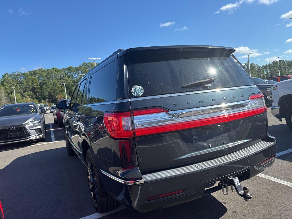 used 2021 Lincoln Navigator car, priced at $46,700