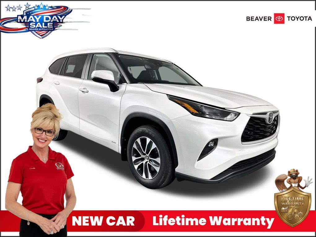 new 2026 Toyota Highlander Hybrid car, priced at $51,396