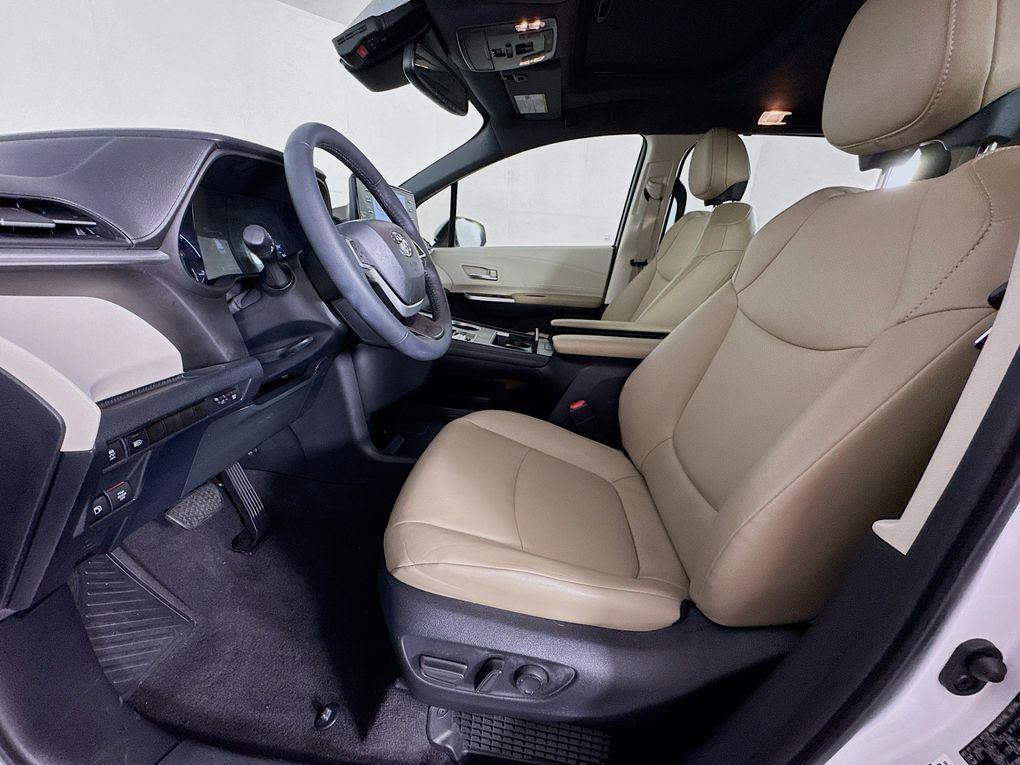 used 2022 Toyota Sienna car, priced at $38,500