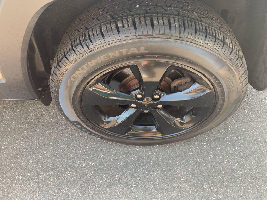 used 2016 Jeep Cherokee car, priced at $15,995