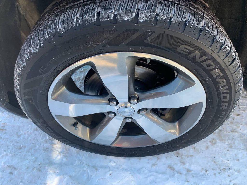 used 2014 Jeep Grand Cherokee car, priced at $12,995